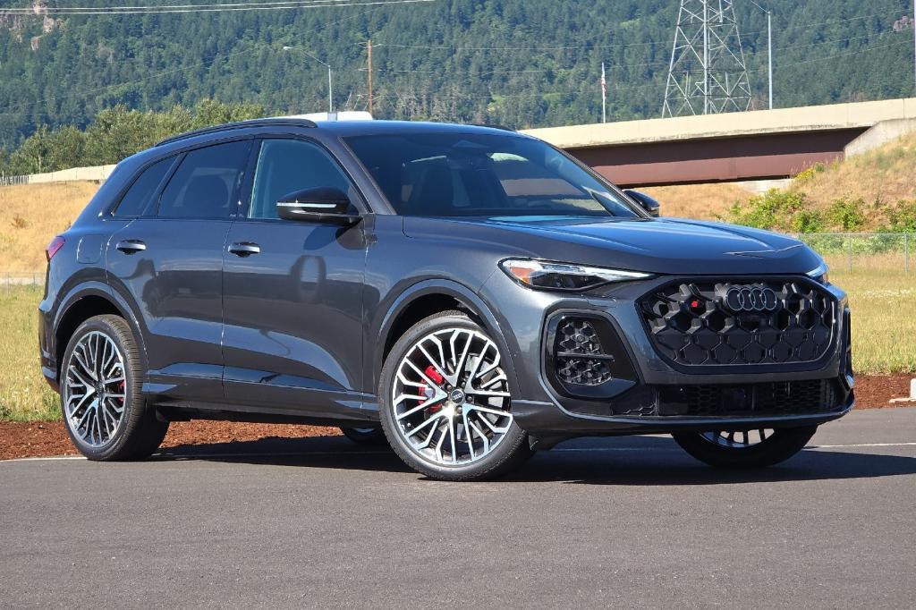 new 2025 Audi SQ5 car, priced at $74,265
