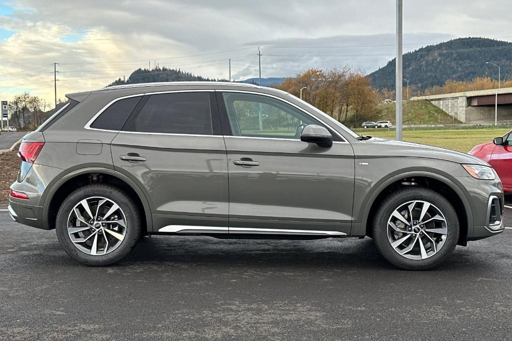 new 2025 Audi Q5 car, priced at $48,150