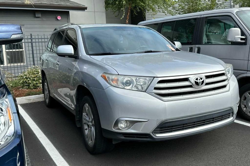 used 2012 Toyota Highlander car, priced at $15,988