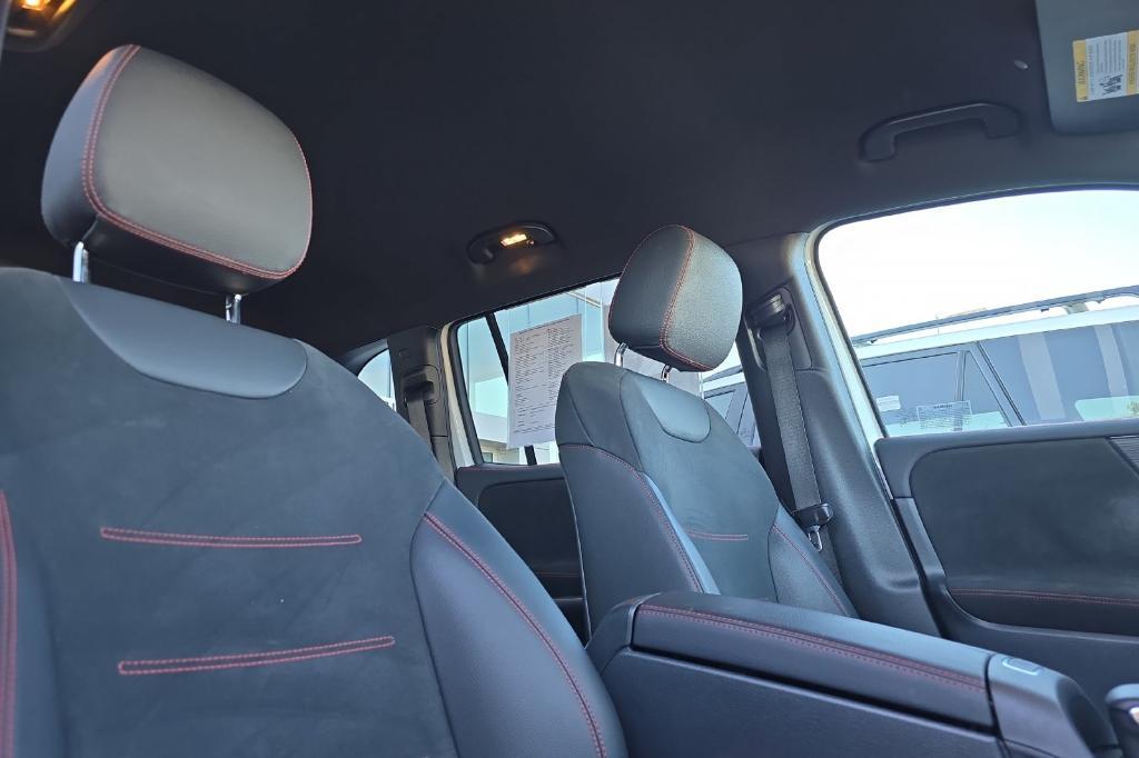 used 2022 Mercedes-Benz GLB 250 car, priced at $30,999