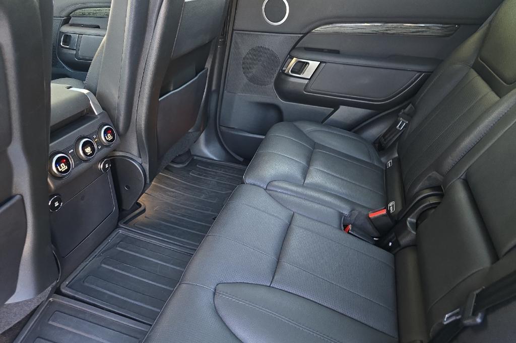 used 2020 Land Rover Discovery car, priced at $23,758