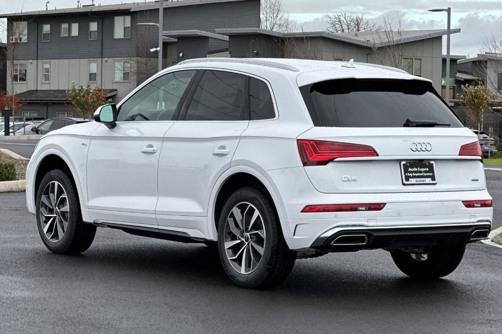 new 2025 Audi Q5 car, priced at $47,555