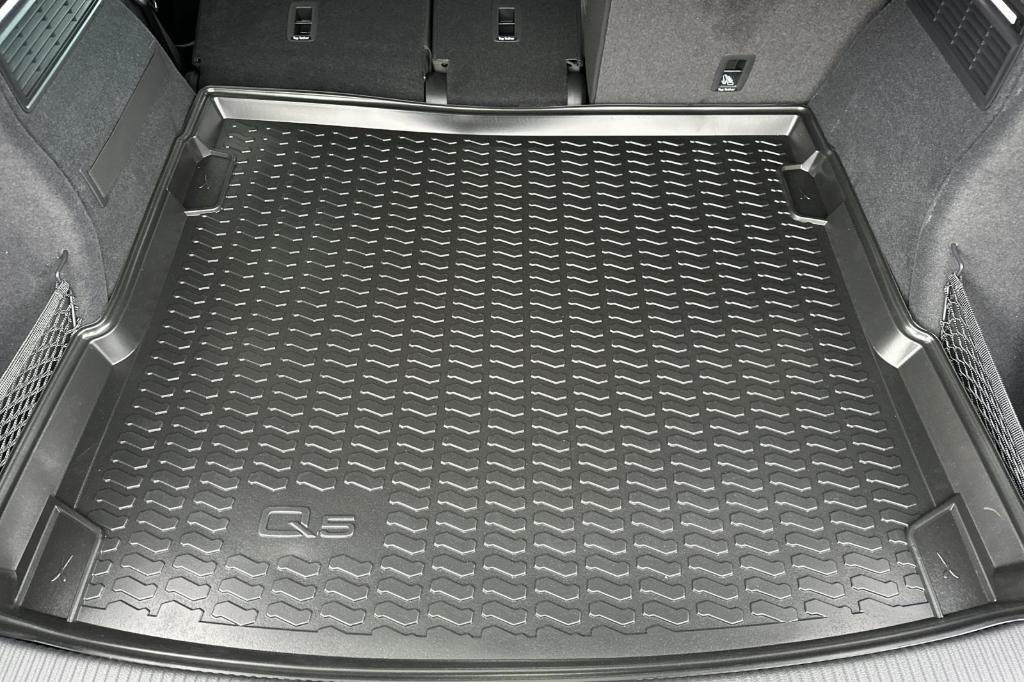used 2025 Audi Q5 car, priced at $42,999