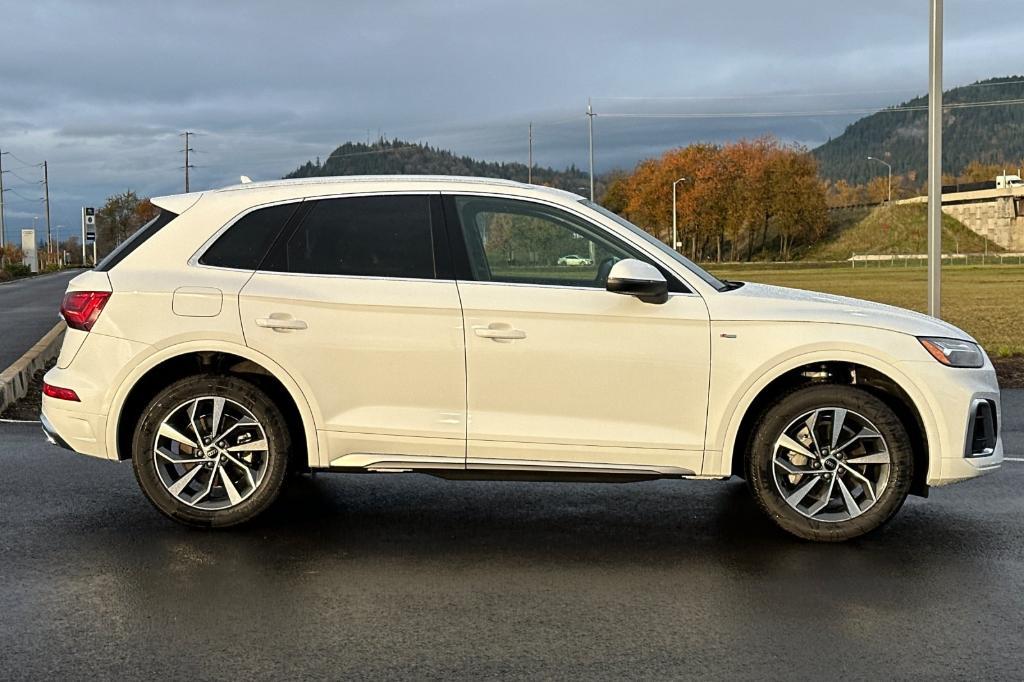 new 2025 Audi Q5 car, priced at $48,150