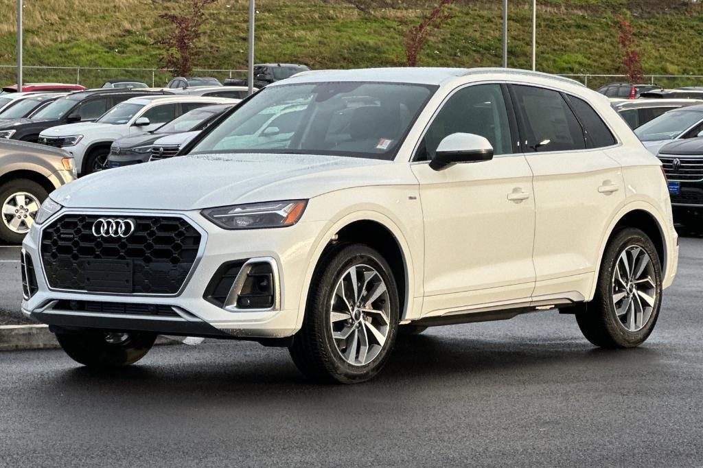 new 2025 Audi Q5 car, priced at $48,150