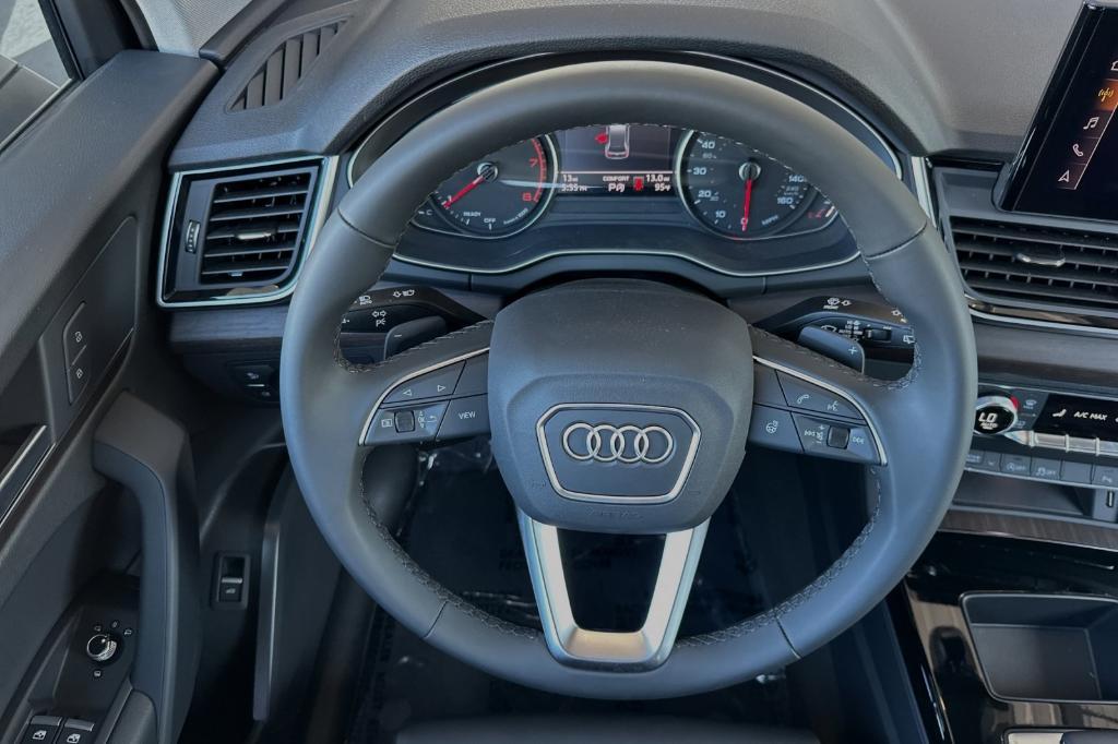 new 2024 Audi Q5 car, priced at $45,735