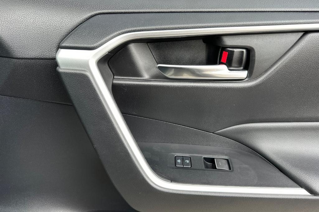 used 2022 Toyota RAV4 Hybrid car, priced at $28,819