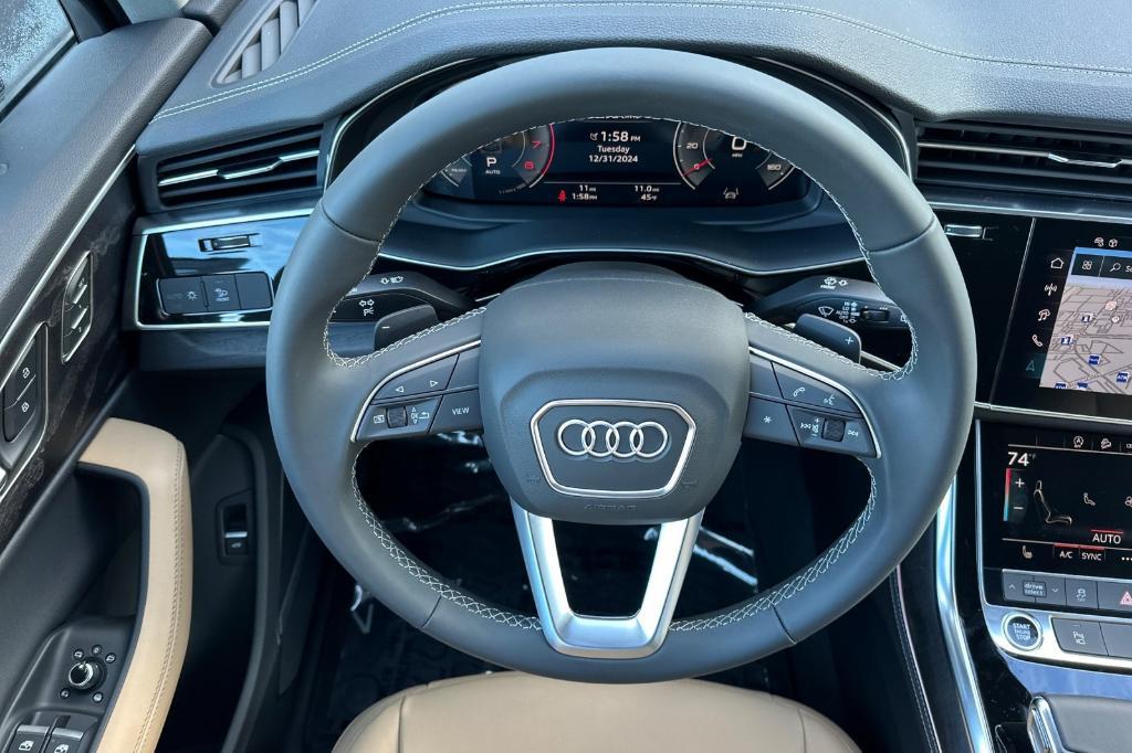 new 2025 Audi Q7 car, priced at $66,945