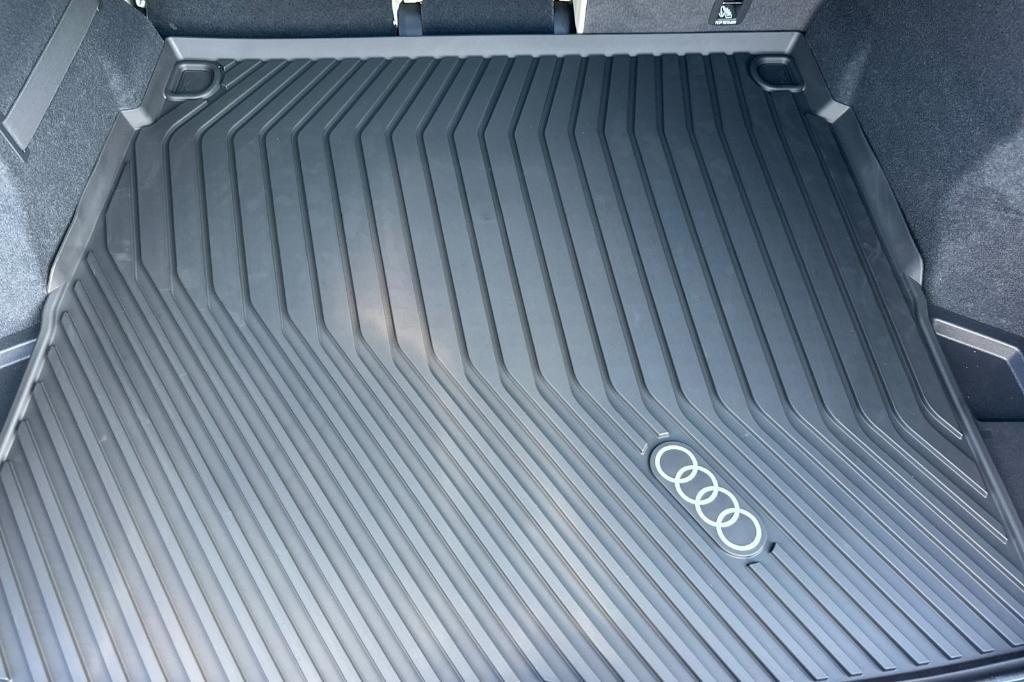 new 2025 Audi Q5 car, priced at $64,250
