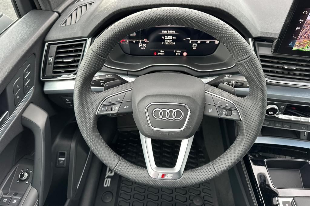 new 2025 Audi Q5 car, priced at $60,300