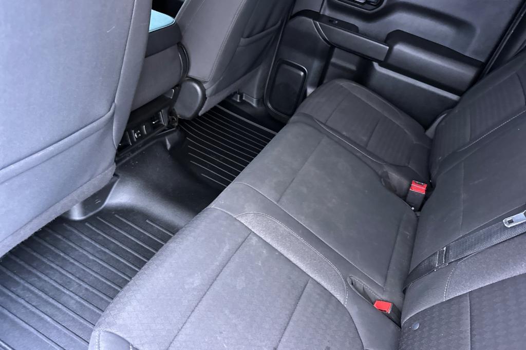 used 2021 Chevrolet Silverado 1500 car, priced at $31,999