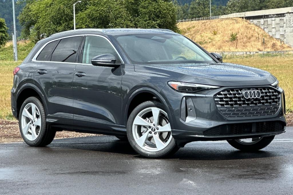 new 2025 Audi Q5 car, priced at $61,300