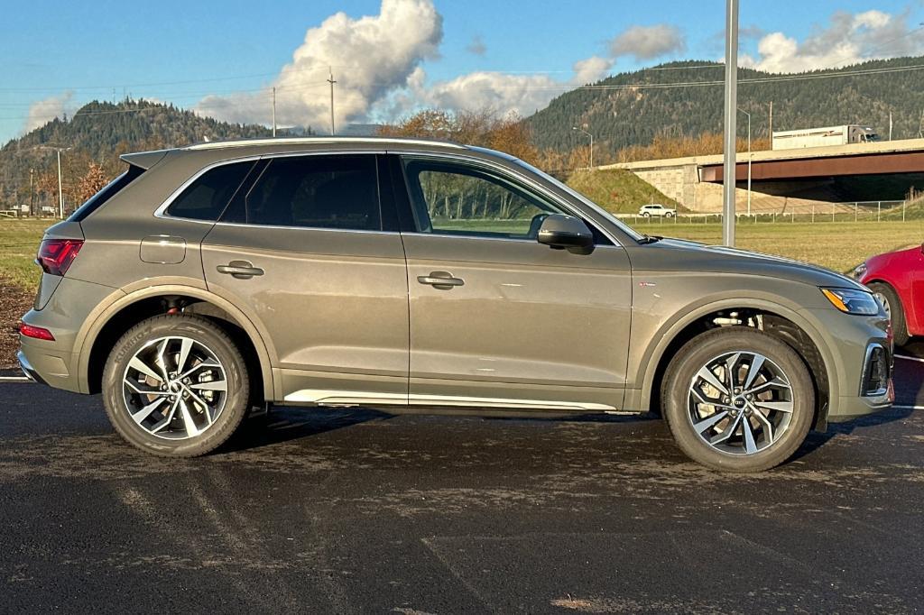 new 2025 Audi Q5 car, priced at $48,150