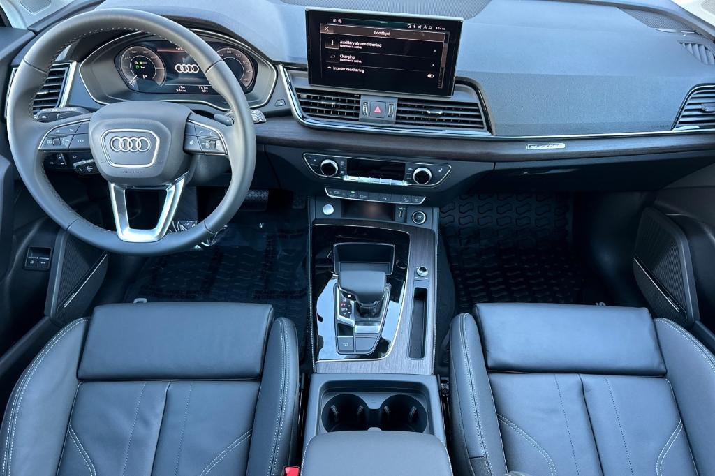 new 2025 Audi Q5 car, priced at $63,985