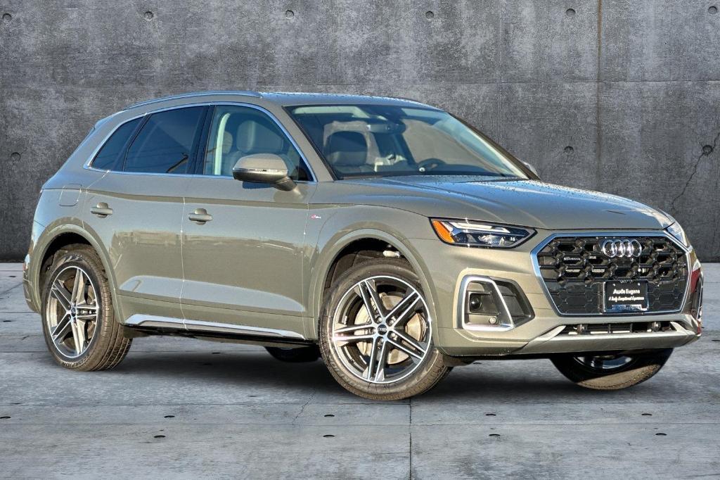 new 2025 Audi Q5 car, priced at $63,985