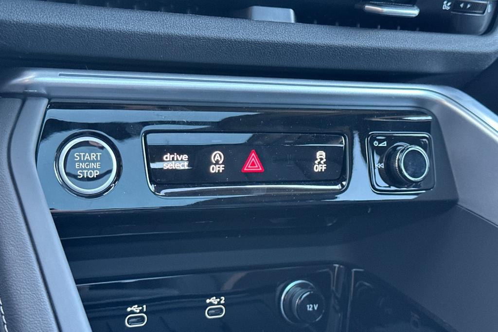 new 2025 Audi Q5 car, priced at $60,350