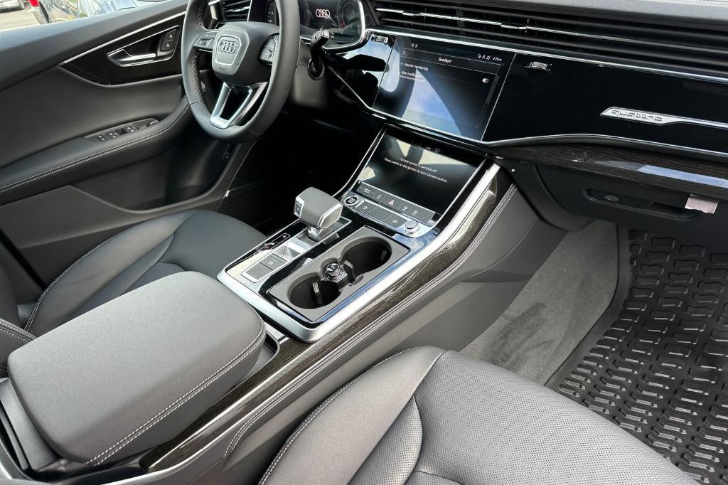 new 2025 Audi Q8 car, priced at $82,560