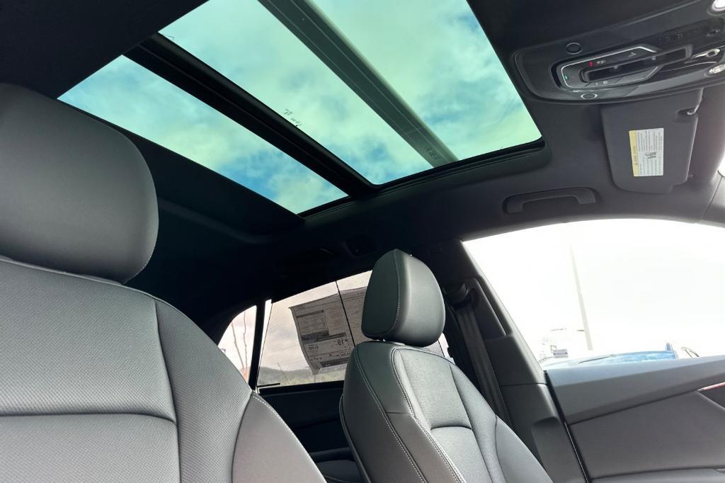new 2025 Audi Q8 car, priced at $82,560