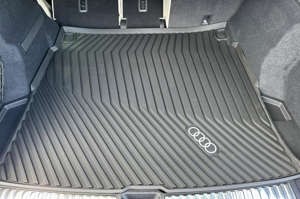 new 2025 Audi Q5 car, priced at $64,250