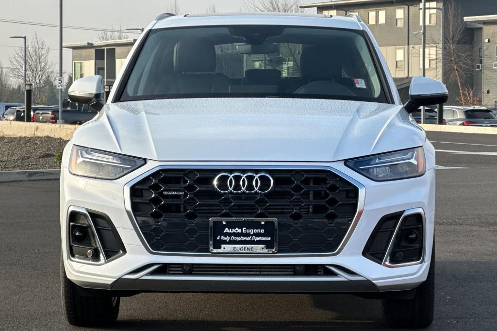 new 2025 Audi Q5 car, priced at $62,590