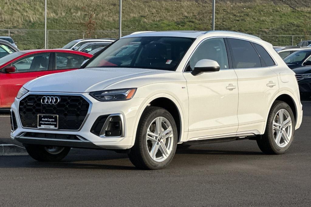 new 2025 Audi Q5 car, priced at $62,590