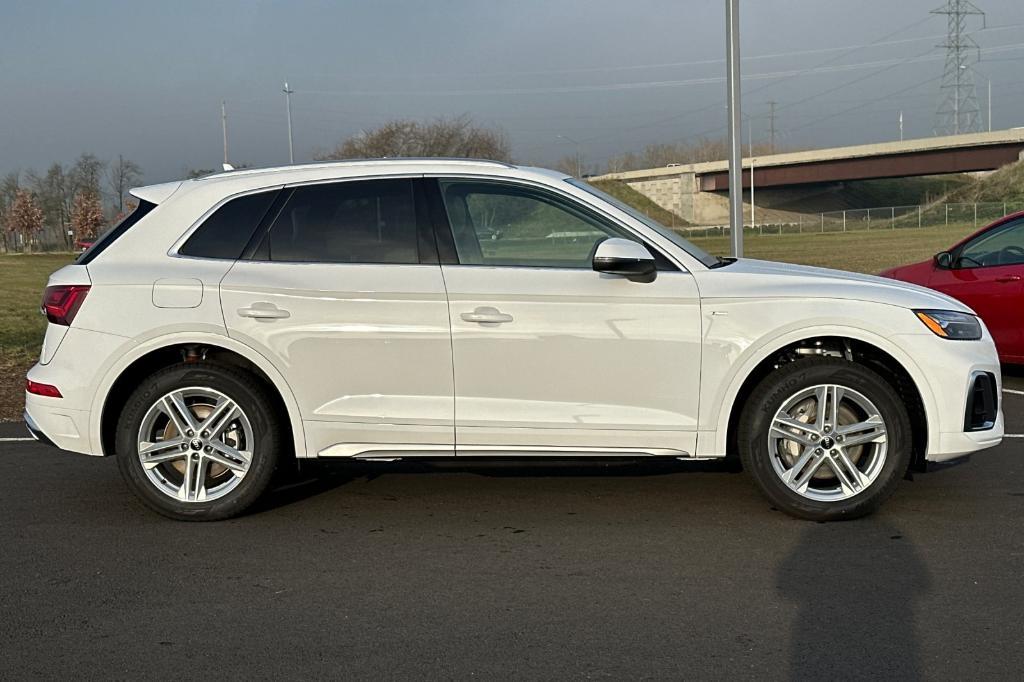 new 2025 Audi Q5 car, priced at $62,590