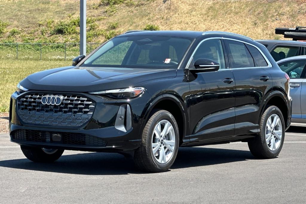 new 2025 Audi Q5 car, priced at $57,300
