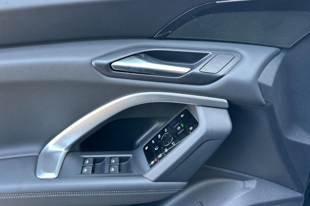 new 2025 Audi Q5 car, priced at $57,300