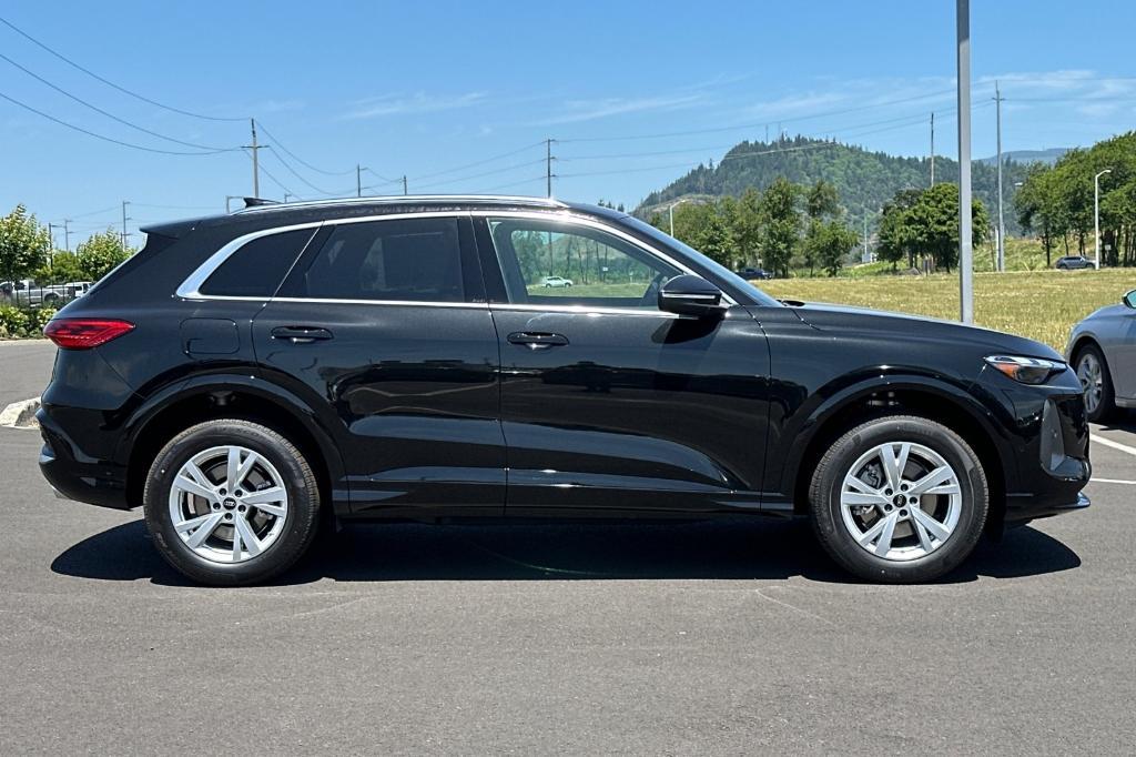 new 2025 Audi Q5 car, priced at $57,300