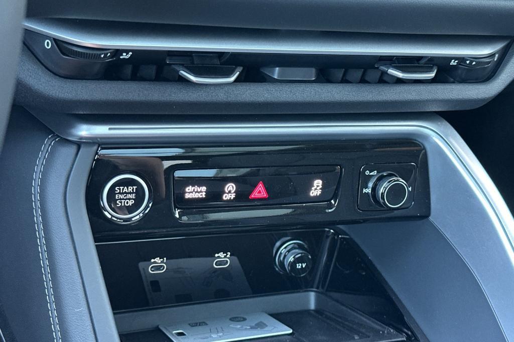 new 2025 Audi Q5 car, priced at $57,300