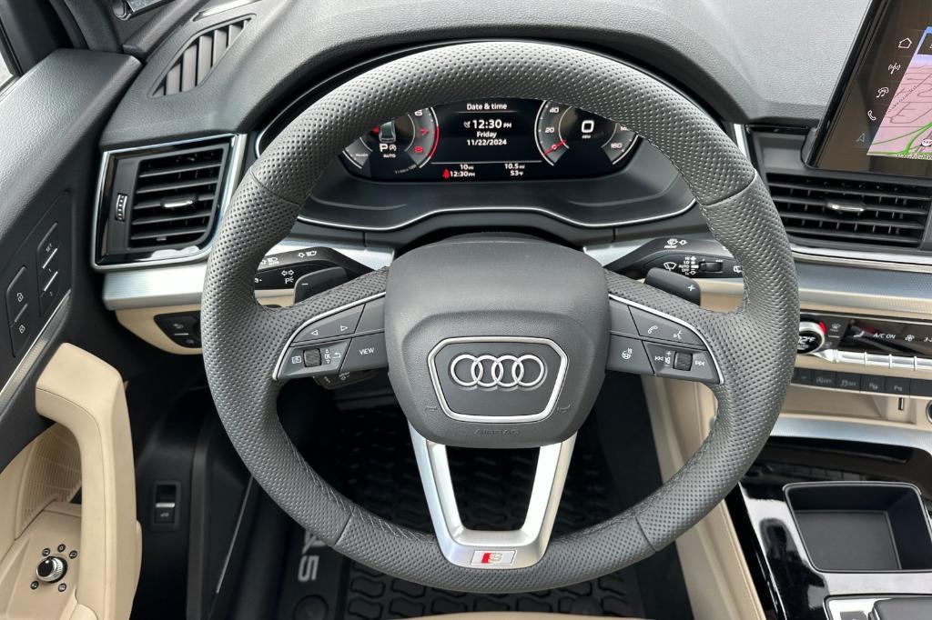 new 2025 Audi Q5 car, priced at $58,950