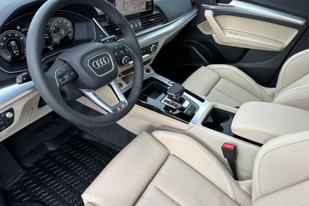 new 2025 Audi Q5 car, priced at $58,950