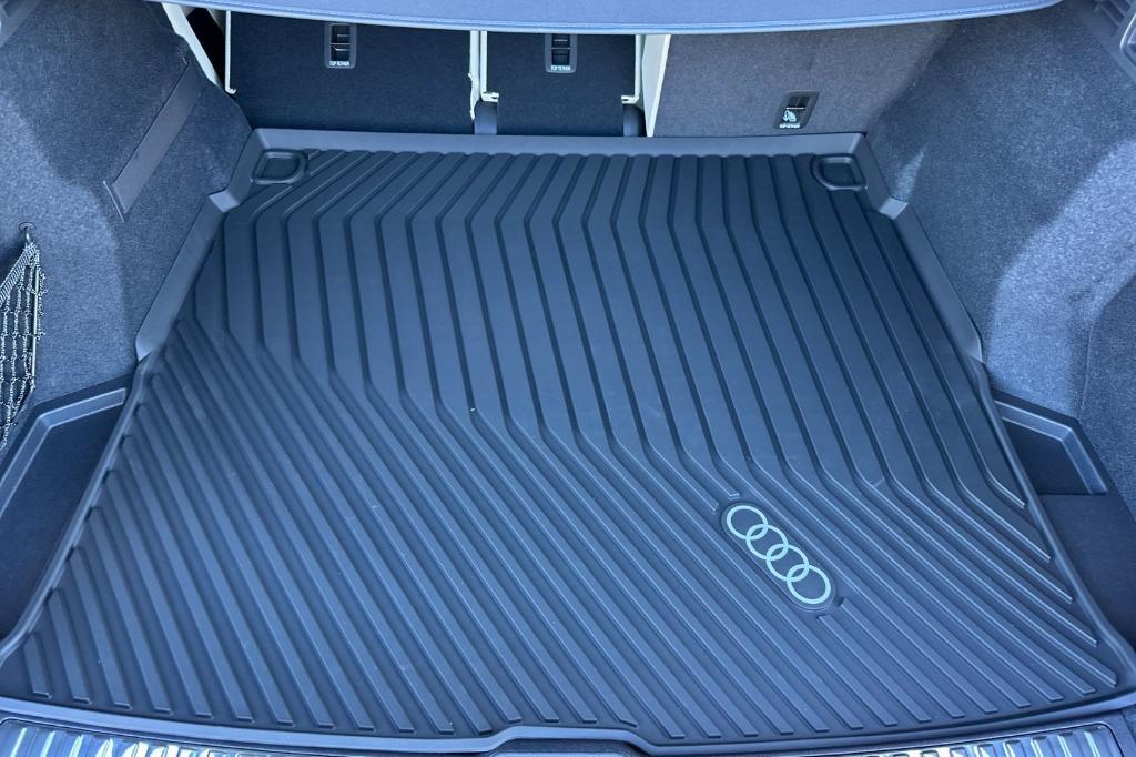 new 2025 Audi Q5 car, priced at $59,590