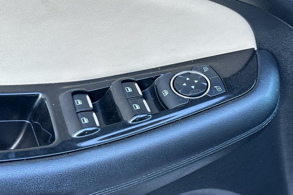 used 2015 Ford Edge car, priced at $13,485