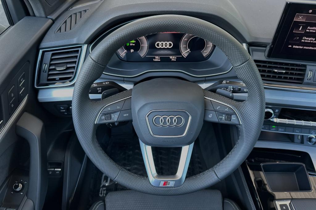 new 2024 Audi Q5 e car, priced at $61,385