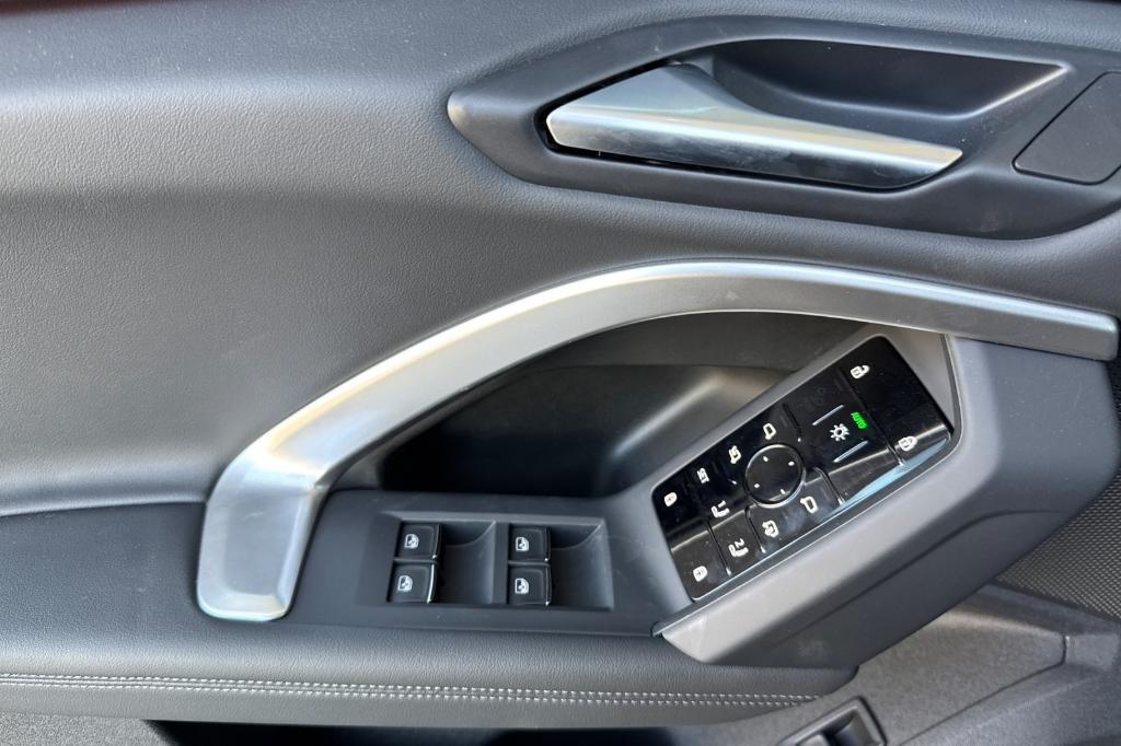 new 2025 Audi Q5 car, priced at $55,190