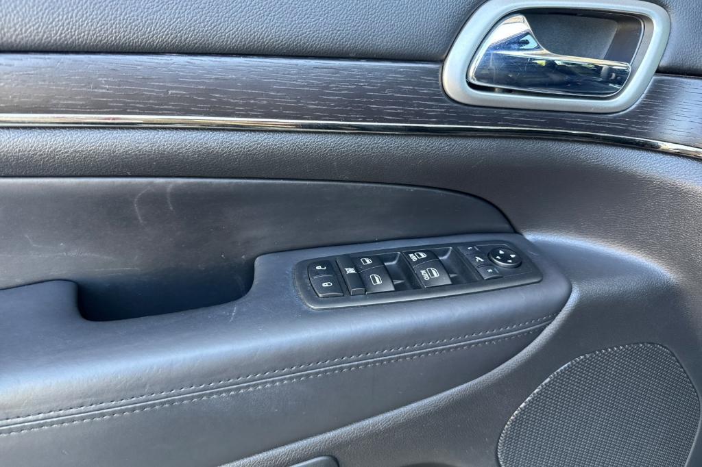 used 2018 Jeep Grand Cherokee car, priced at $23,987