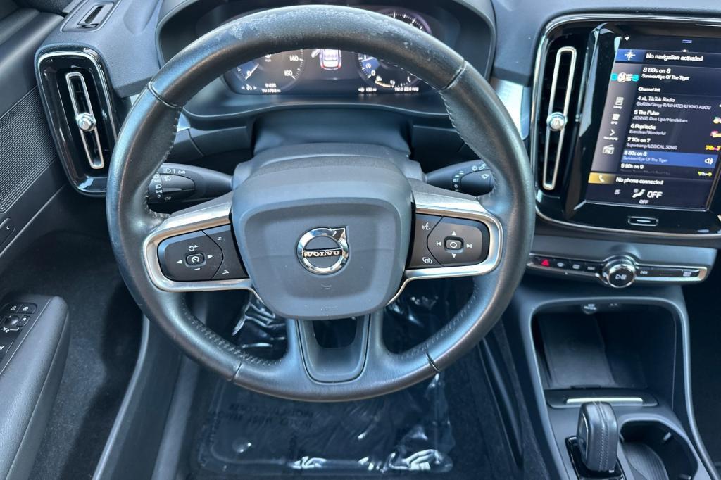 used 2020 Volvo XC40 car, priced at $17,995