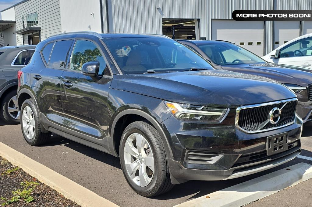 used 2020 Volvo XC40 car, priced at $17,995