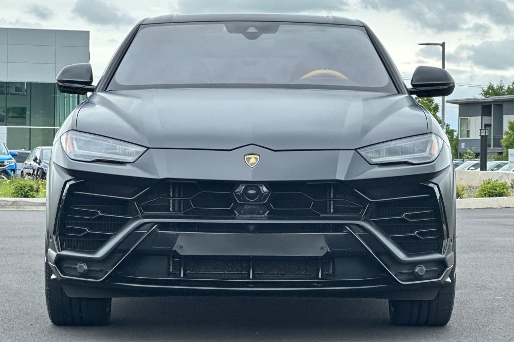 used 2022 Lamborghini Urus car, priced at $229,999