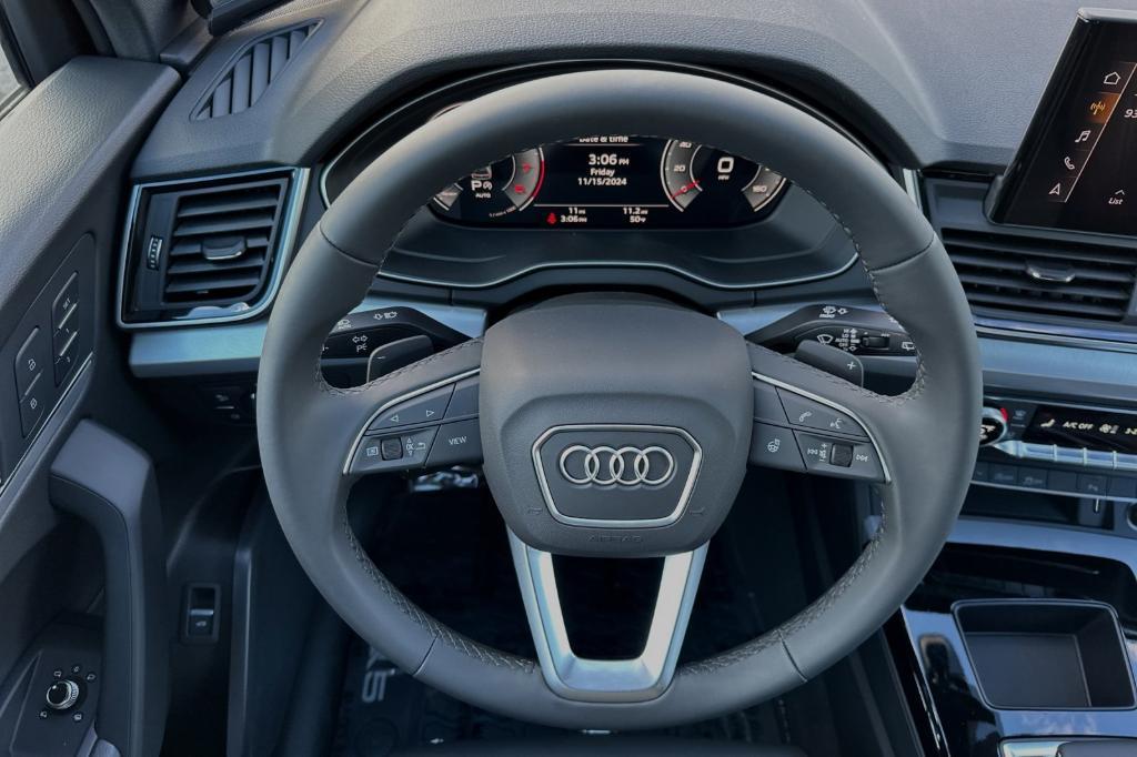 new 2025 Audi Q5 car, priced at $50,150