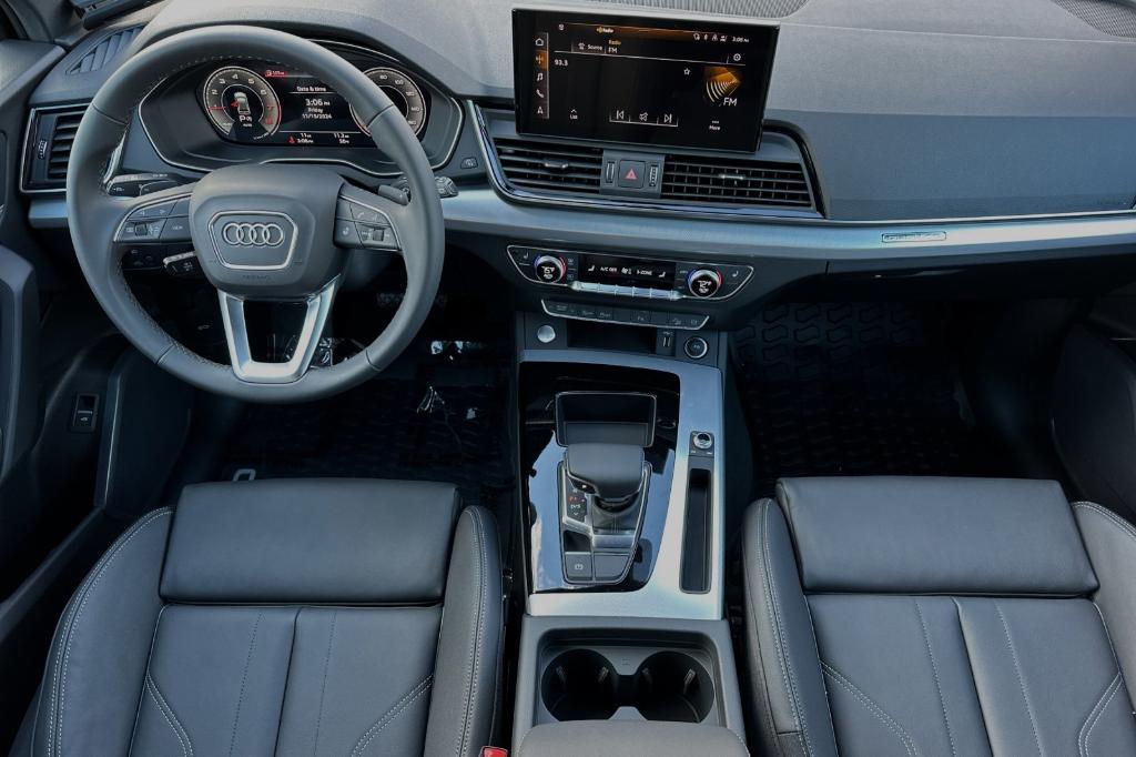 new 2025 Audi Q5 car, priced at $50,150