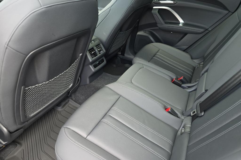 new 2025 Audi Q5 car, priced at $55,190