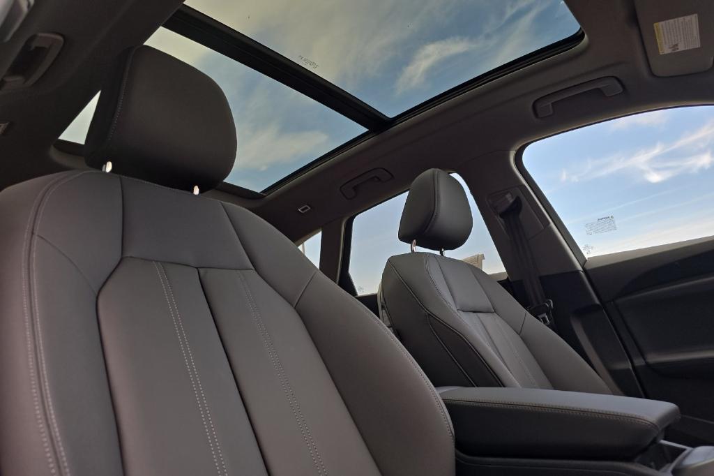 new 2025 Audi Q5 car, priced at $55,190