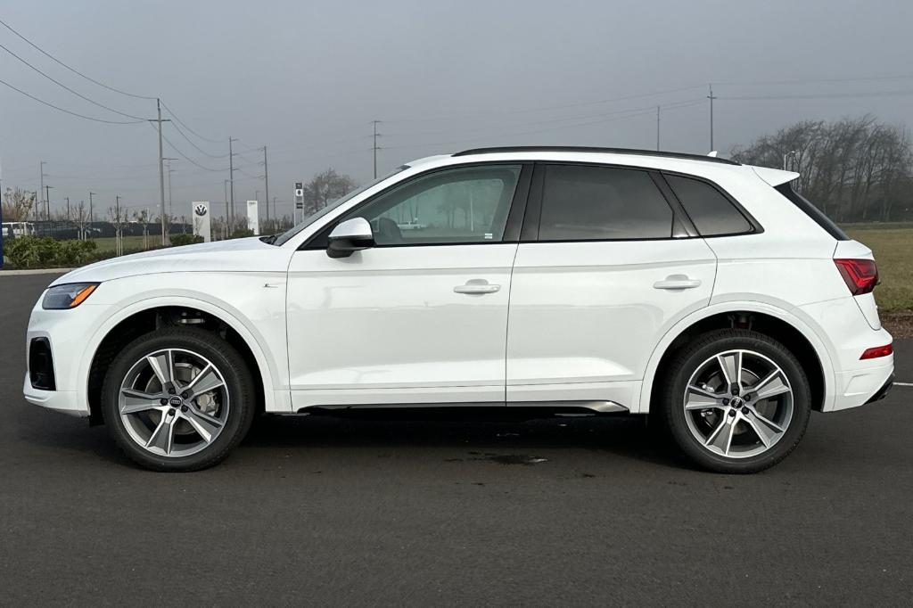 new 2025 Audi Q5 car, priced at $49,555