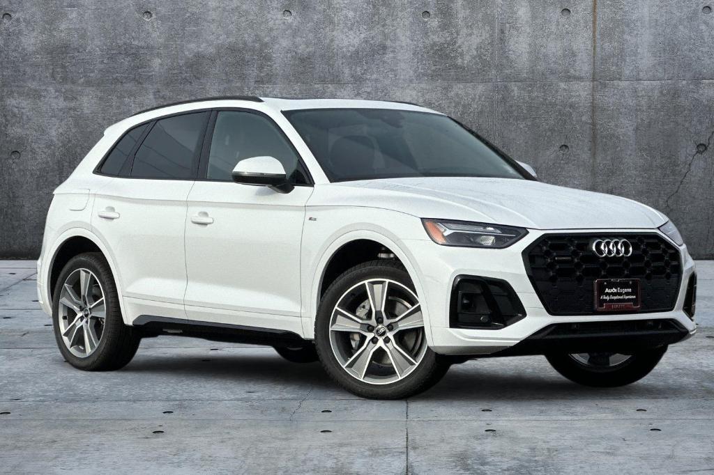 new 2025 Audi Q5 car, priced at $49,055