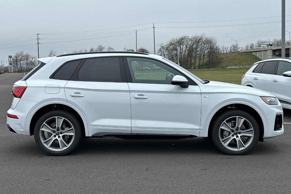 new 2025 Audi Q8 car, priced at $83,705