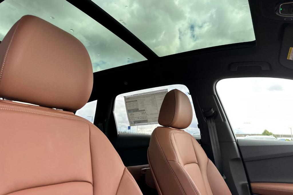 new 2025 Audi Q7 car, priced at $67,605