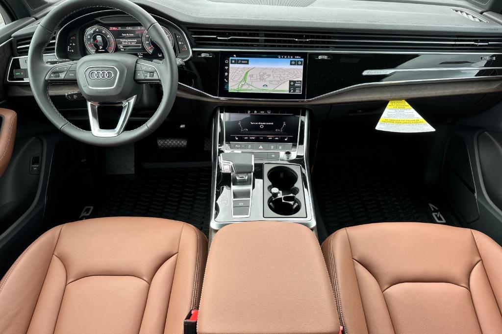 new 2025 Audi Q7 car, priced at $67,605
