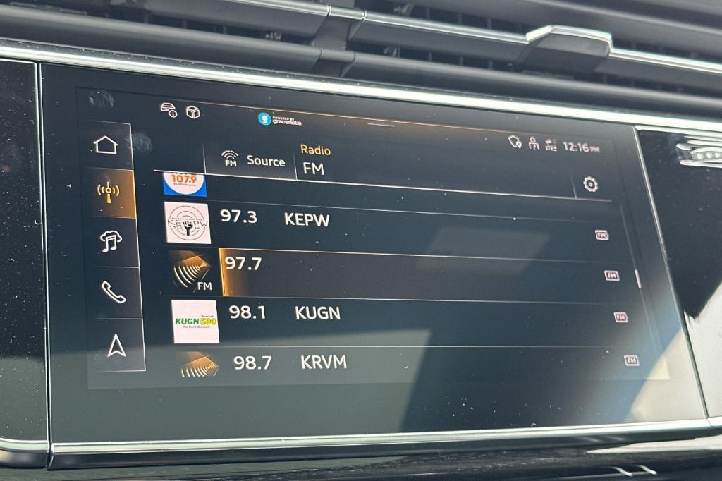 new 2025 Audi Q7 car, priced at $70,040